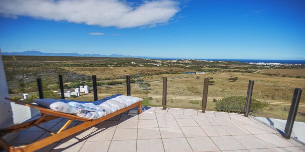 Fly Me To The Moon Guesthouse Mossel Bay Exteriér fotografie