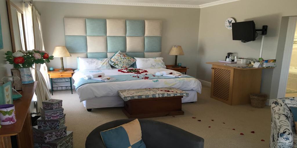 Fly Me To The Moon Guesthouse Mossel Bay Exteriér fotografie