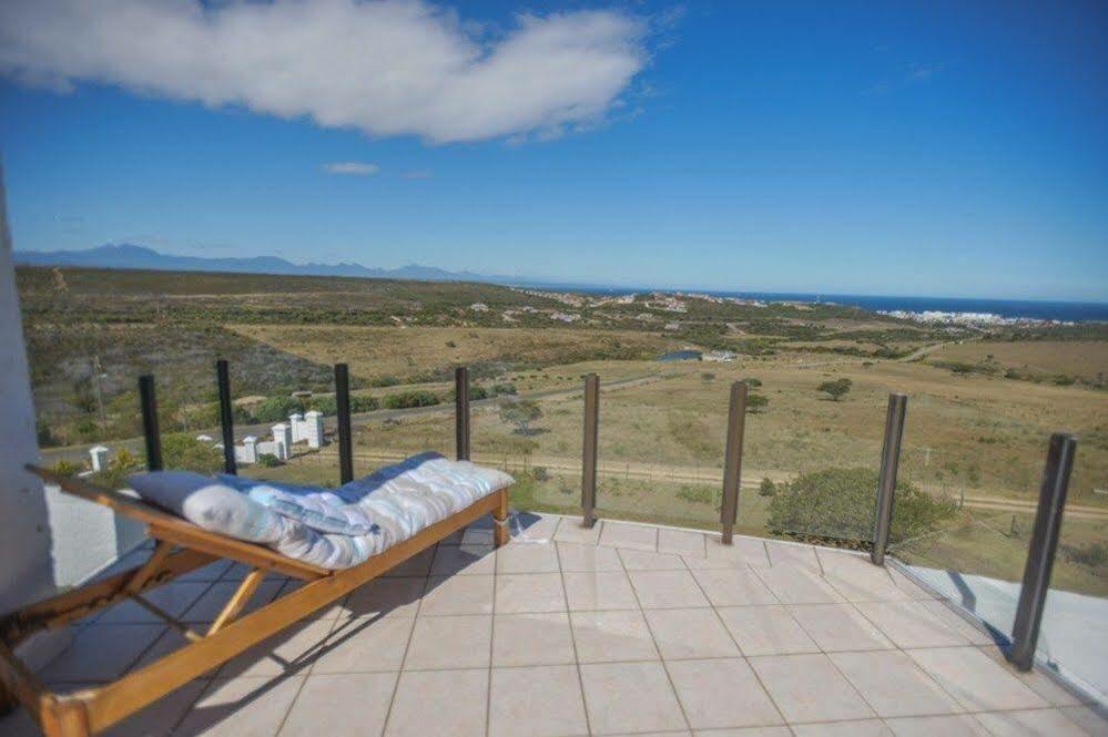 Fly Me To The Moon Guesthouse Mossel Bay Exteriér fotografie
