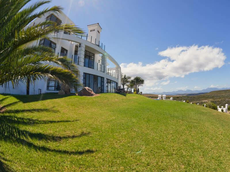 Fly Me To The Moon Guesthouse Mossel Bay Exteriér fotografie